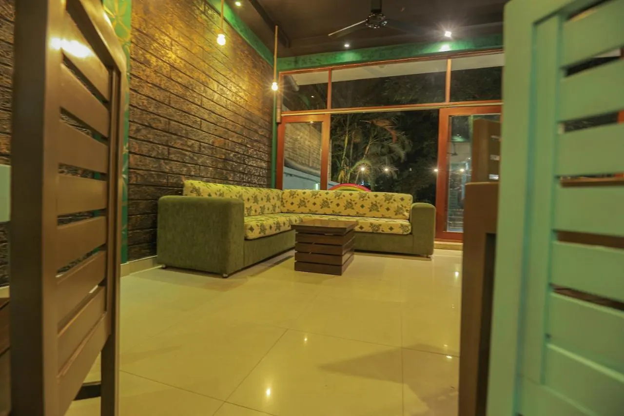 Hotel Summerside Residence Negombo