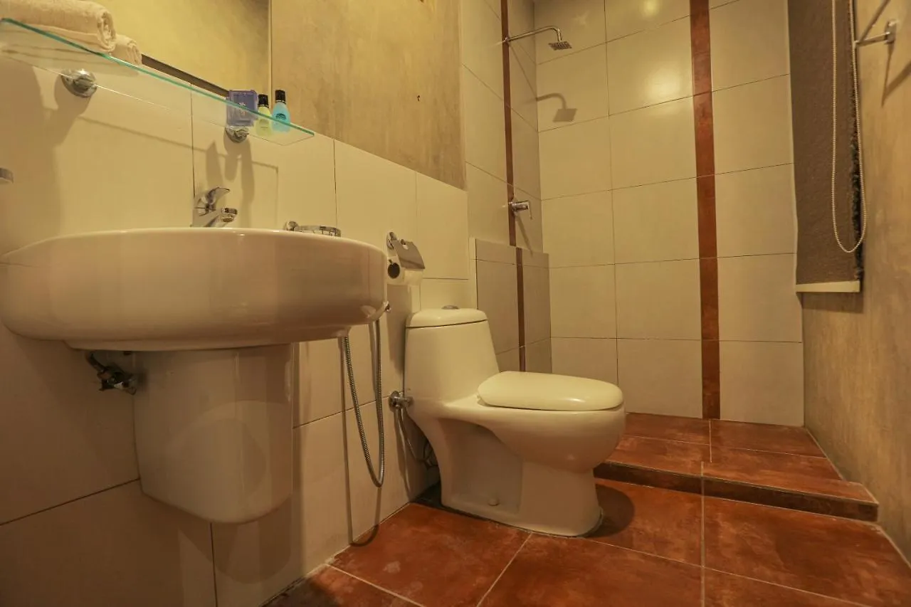 Hotel Summerside Residence Negombo