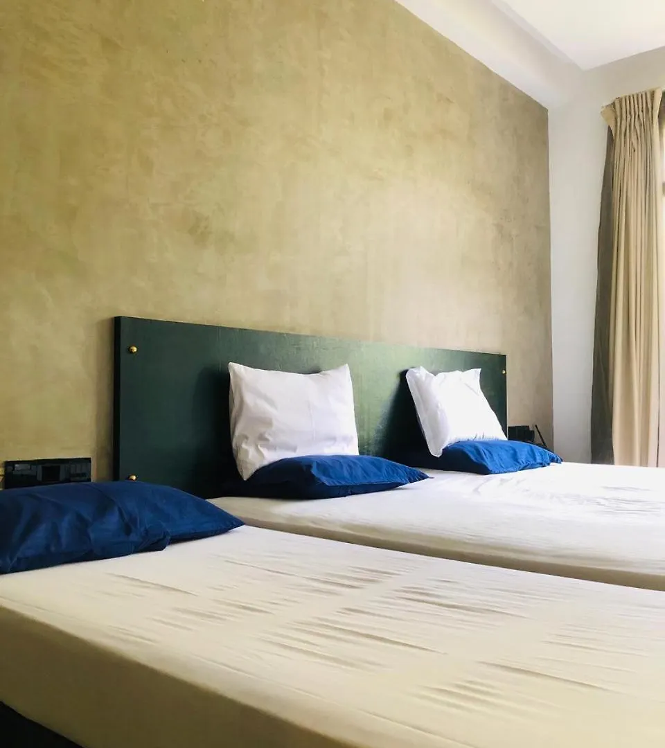 Summerside Residence Negombo